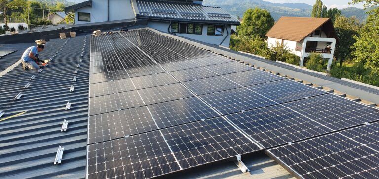 panouri fotovoltaice breaza