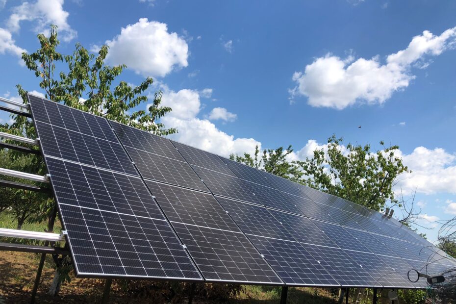 kit fotovoltaic pe teren